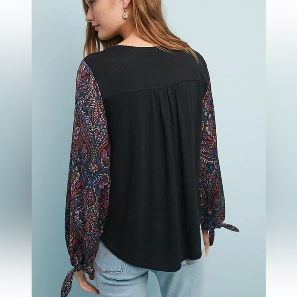 Anthropologie Maybelle Tied Sleeve Top by Akemi + Kin - Picture 2 of 10